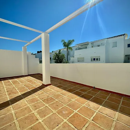 Marbella Senorio De Cortes By Homing *